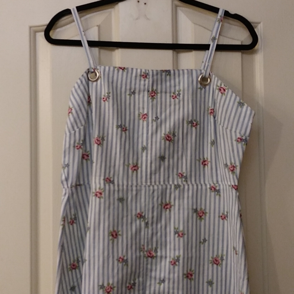Women's dress